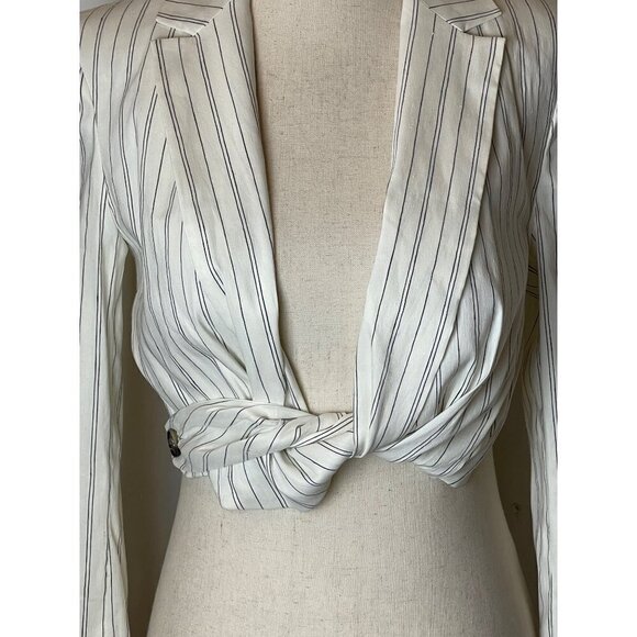 Zara Ivory And Black Pin Stripe Long Sleeve Cropped Twist Front Blazer Size‎ XS - Picture 7 of 13